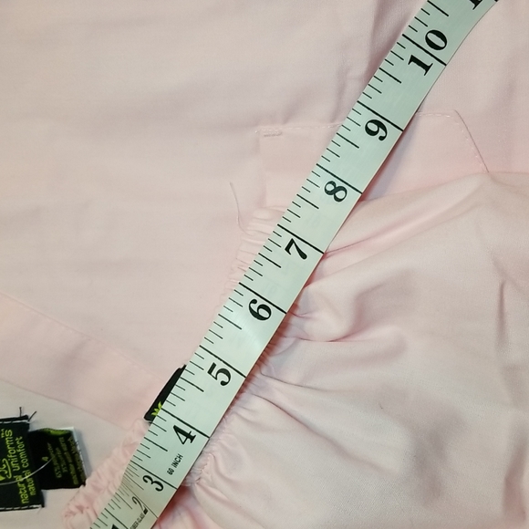 NWT KIDS MEDICAL SCRUBS PINK SIZE 4 - Picture 6 of 7